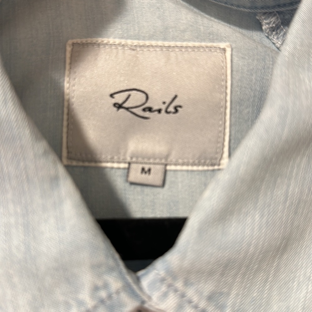 Rails Chambray/Denim Cold Shoulder Button Down Sh… - image 6